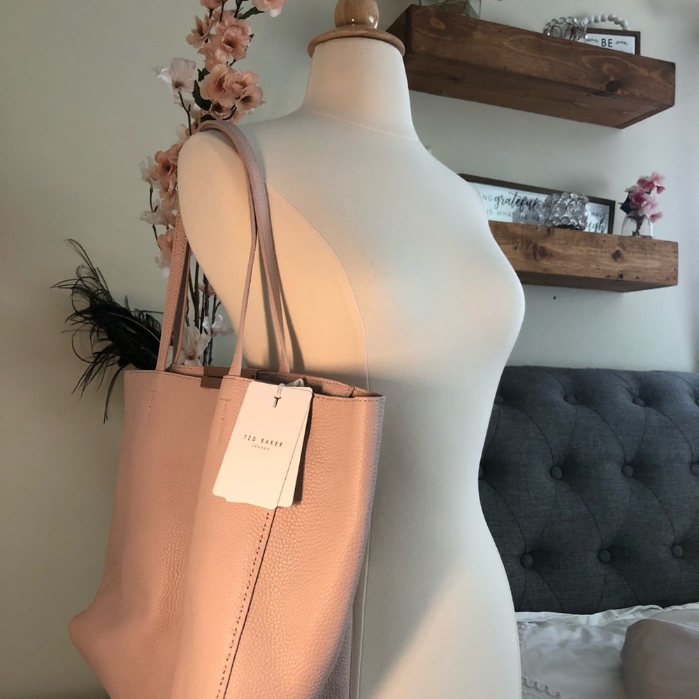 NWT TED BAKER Soft Grain Faceted Bar Shopper.